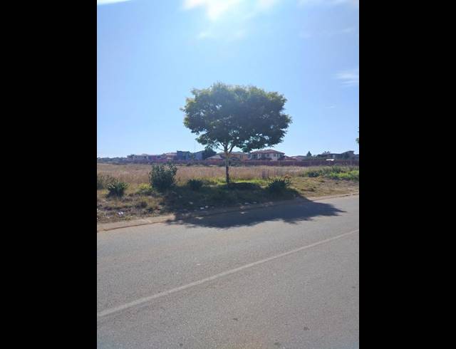 LAND FOR SALE IN SERALA VIEW